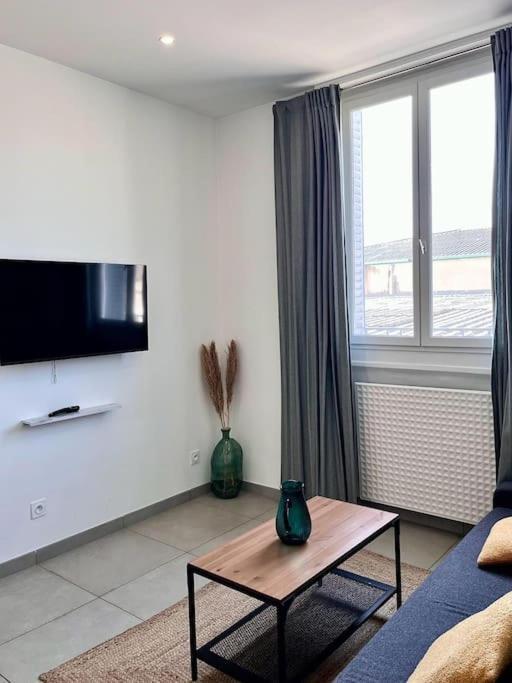 Apartamento Le Pressense 2 Vénissieux Exterior foto